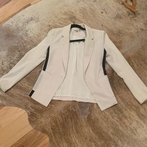 OVI white blazer / suit jacket